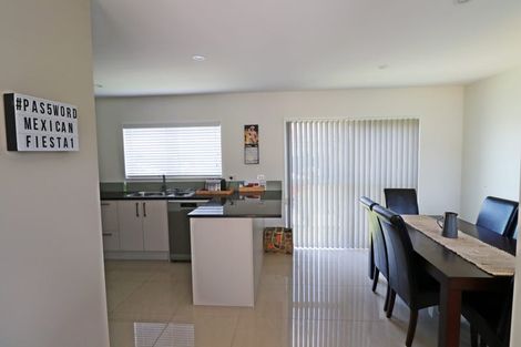 Photo of property in 5 Aruna Place, Favona, Auckland, 2024