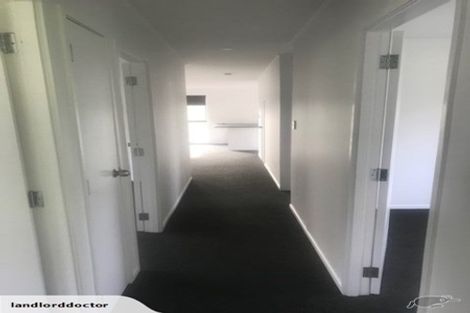 Photo of property in 13 Lendenfeld Drive, Papatoetoe, Auckland, 2025