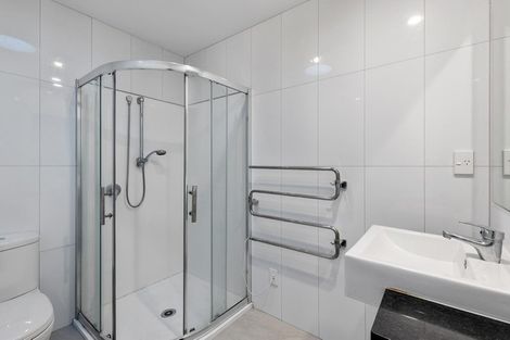 Photo of property in 9/5 Perekia Street, Albany, Auckland, 0632