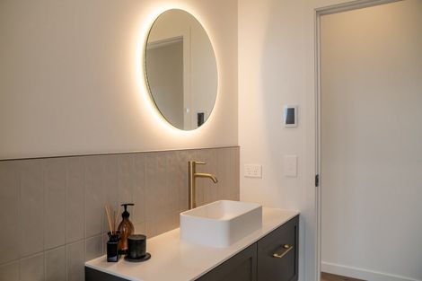 Photo of property in 105 Burdon Loop, Lake Hawea, 9382