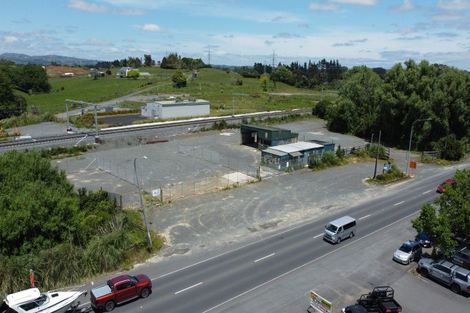 Photo of property in 280 Great South Road, Papakura, 2110