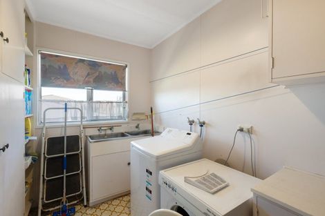 Photo of property in 128 Marine Parade, Mount Maunganui, 3116