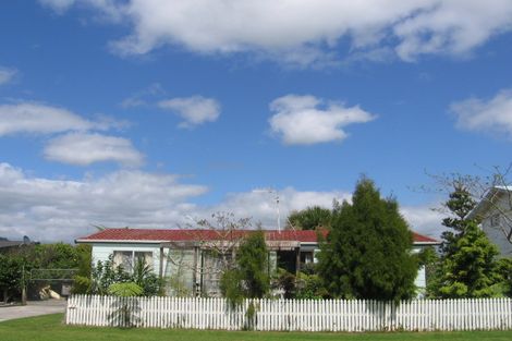 Photo of property in 22 Snell Crescent, Waihi Beach, 3611