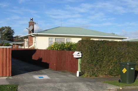 Photo of property in 3 Eton Place, Terrace End, Palmerston North, 4410