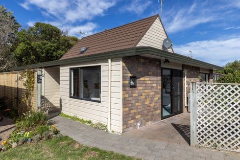 Photo of property in Rimu Village, 13/72 Rimu Road, Raumati Beach, Paraparaumu, 5032
