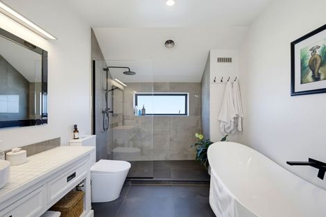 Photo of property in 10 Winchester Street, Lyttelton, 8082
