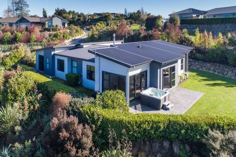 Photo of property in 10 Shirtcliff Lane, Redwood Valley, Richmond, 7081