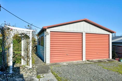 Photo of property in 2 Kiwi Street, East Gore, Gore, 9710