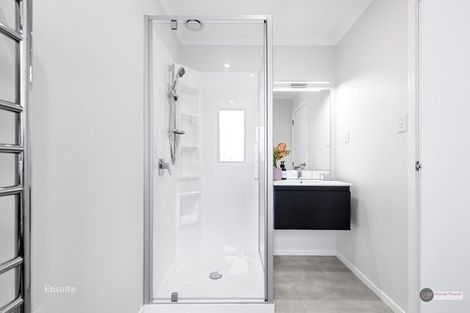 Photo of property in 4 Aston Crescent, Wallaceville, Upper Hutt, 5018