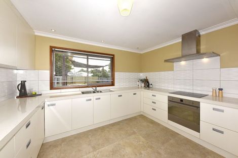 Photo of property in 16 Derwent Street, Bryndwr, Christchurch, 8053