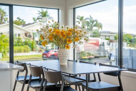 Photo of property in 114 Bramley Drive, Farm Cove, Auckland, 2012