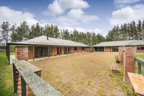 Photo of property in 1351 Rongotea Road, Kairanga, Palmerston North, 4475