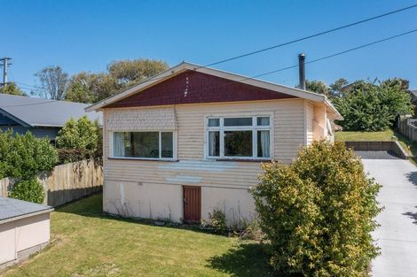 Photo of property in 12 Severn Street, Green Island, Dunedin, 9018