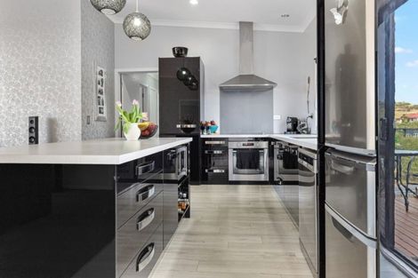 Photo of property in 5a Harakeke Place, Raglan, 3225