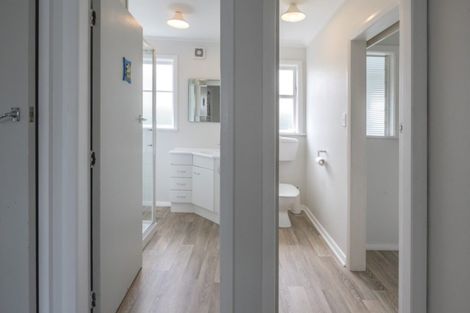 Photo of property in 61 Mako Mako Road, Levin, 5510