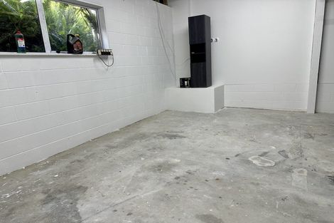 Photo of property in 1/45 Rothesay Bay Road, Rothesay Bay, Auckland, 0630