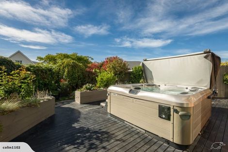 Photo of property in 4 Hemingford Place, Halswell, Christchurch, 8025