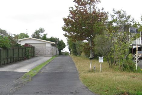 Photo of property in 163 Colwill Road, Massey, Auckland, 0614