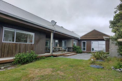 Photo of property in 211 Pukehina Parade, Pukehina, Te Puke, 3189