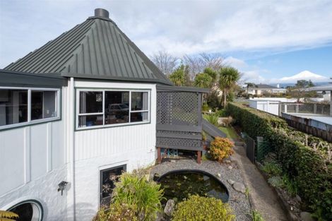 Photo of property in 2 Ulysses Street, Stratford, 4332