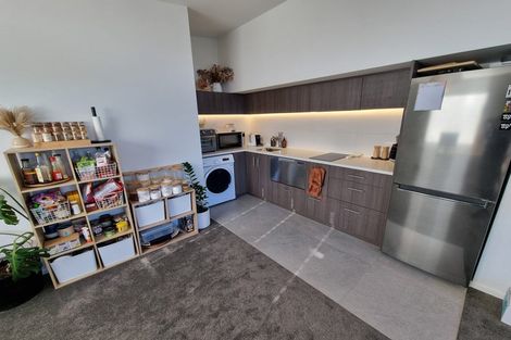 Photo of property in 2/105 Onewa Road, Northcote, Auckland, 0627