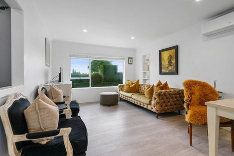 Photo of property in 66 Thornton Road, Cambridge, 3434