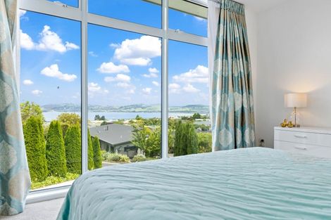 Photo of property in 12 Botanical Heights Drive, Waipahihi, Taupo, 3330