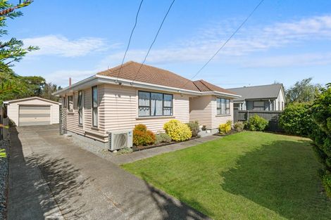 Photo of property in 16 Bassett Street, Burwood, Christchurch, 8083