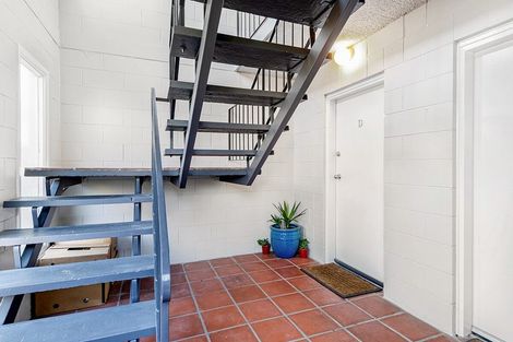 Photo of property in 88d Aroha Avenue, Sandringham, Auckland, 1025