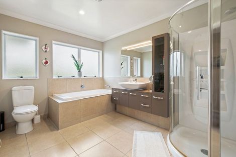 Photo of property in 14 Sherwood Drive, Glenbrook, Pukekohe, 2679