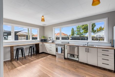 Photo of property in 8 Studholme Street, Morrinsville, 3300