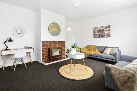 Photo of property in 96b Waiwhetu Road, Waterloo, Lower Hutt, 5011