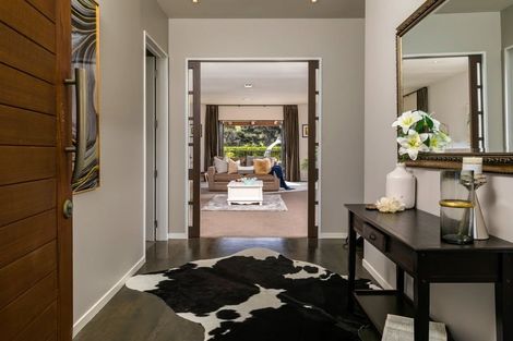 Photo of property in 1030 Peak Road, Helensville, 0875