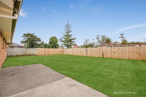 Photo of property in 18 Chic Gardens, Parakai, 0830