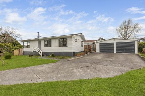 Photo of property in 25 Carter Place, Manurewa, Auckland, 2102