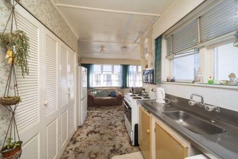 Photo of property in 6 Raleigh Street, Vogeltown, New Plymouth, 4310