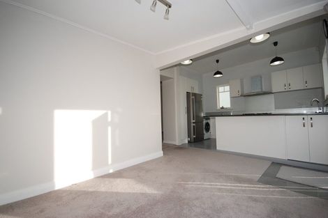 Photo of property in 16 Seaview Terrace, Mount Albert, Auckland, 1025