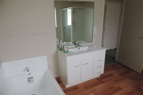 Photo of property in 215 Tiki Road, Kihikihi, Te Awamutu, 3872