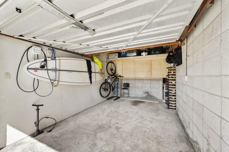 Photo of property in Dorchester Apartments, 144 Oriental Parade, Oriental Bay, Wellington, 6011