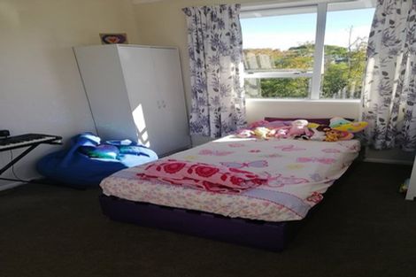 Photo of property in 21 Whitford Road, Howick, Auckland, 2014