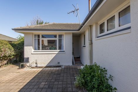 Photo of property in 12 Angela Street, Upper Riccarton, Christchurch, 8041
