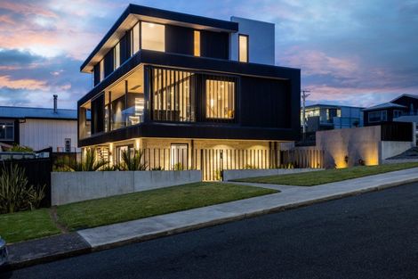 Photo of property in 5 Seaton Street, Strandon, New Plymouth, 4312