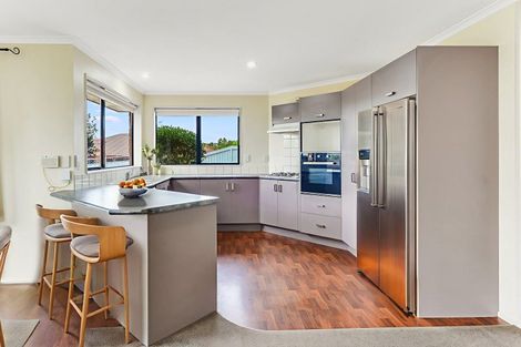 Photo of property in 18 Everton Place, Grandview Heights, Hamilton, 3200