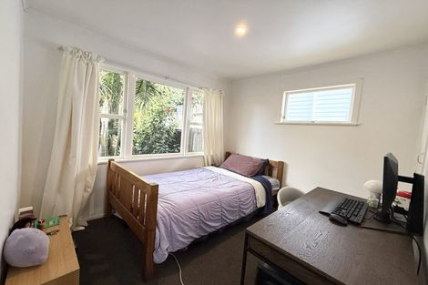 Photo of property in 84 Salisbury Road, Birkdale, Auckland, 0626