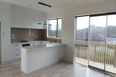 Photo of property in 8 Barrique Road, Kumeu, 0810