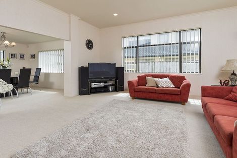 Photo of property in 89 Middlefield Drive, Flat Bush, Auckland, 2016