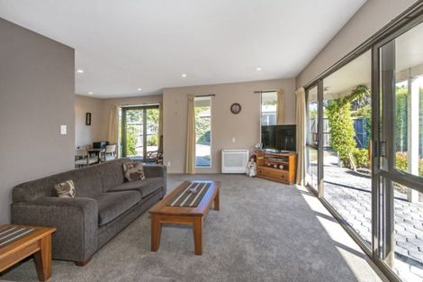 Photo of property in 14 Flaxwood Lane, Waltham, Christchurch, 8023