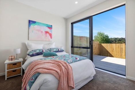 Photo of property in 14 Waihou Crescent, Albany Heights, Auckland, 0632