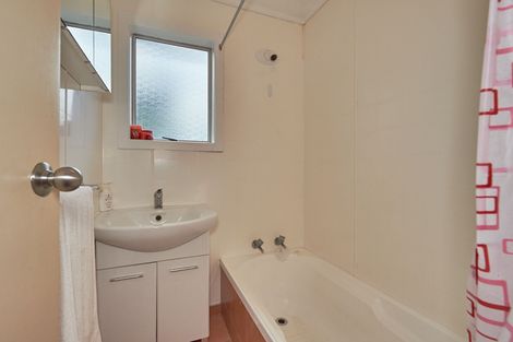 Photo of property in 36 Acacia Street, Kelvin Grove, Palmerston North, 4414