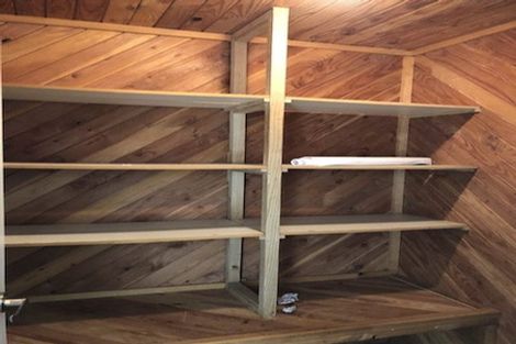 Photo of property in 2/191 Glenfield Road, Hillcrest, Auckland, 0627